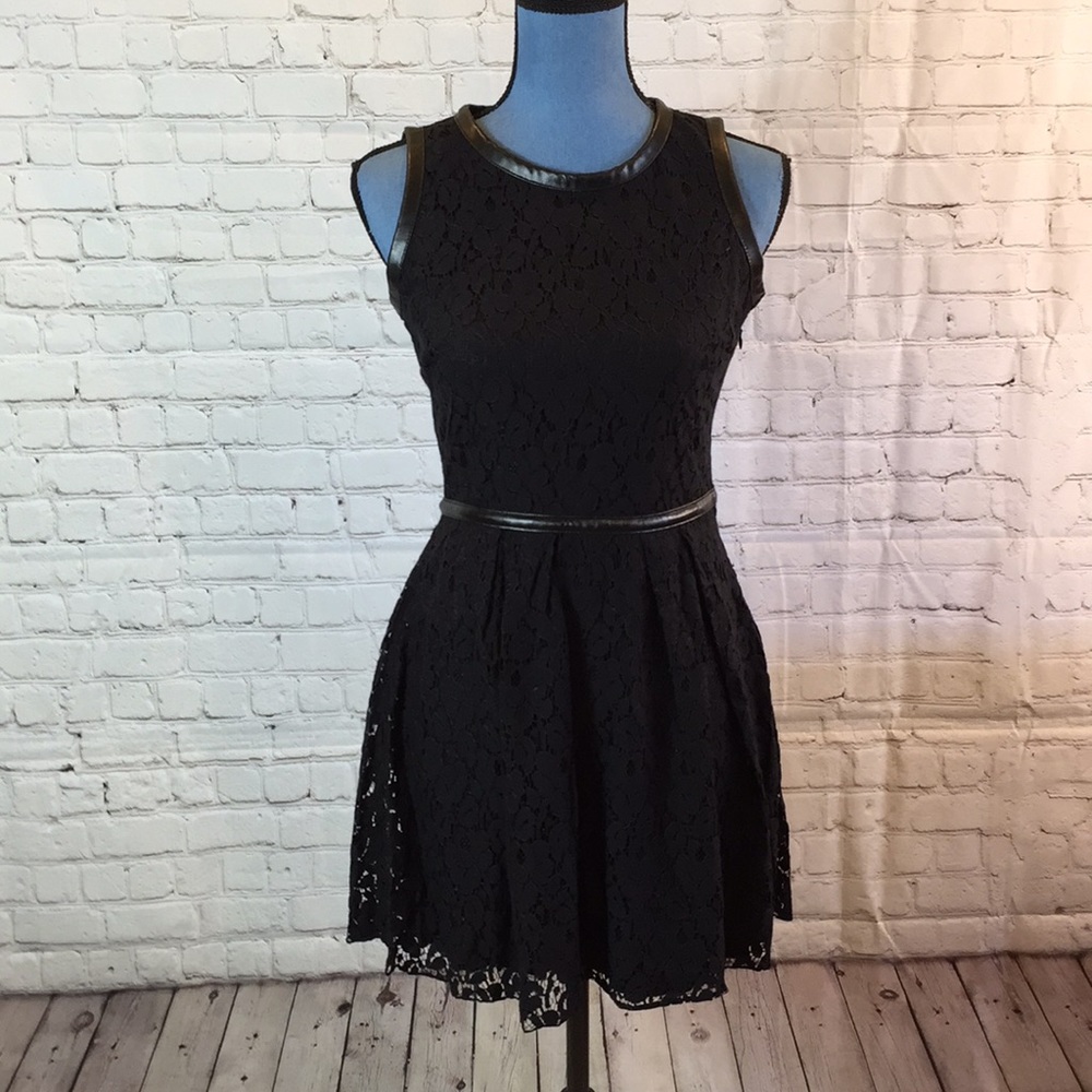 Speechless Dress Black Lace Over Lay Leather Trim Sleeveless Size 5